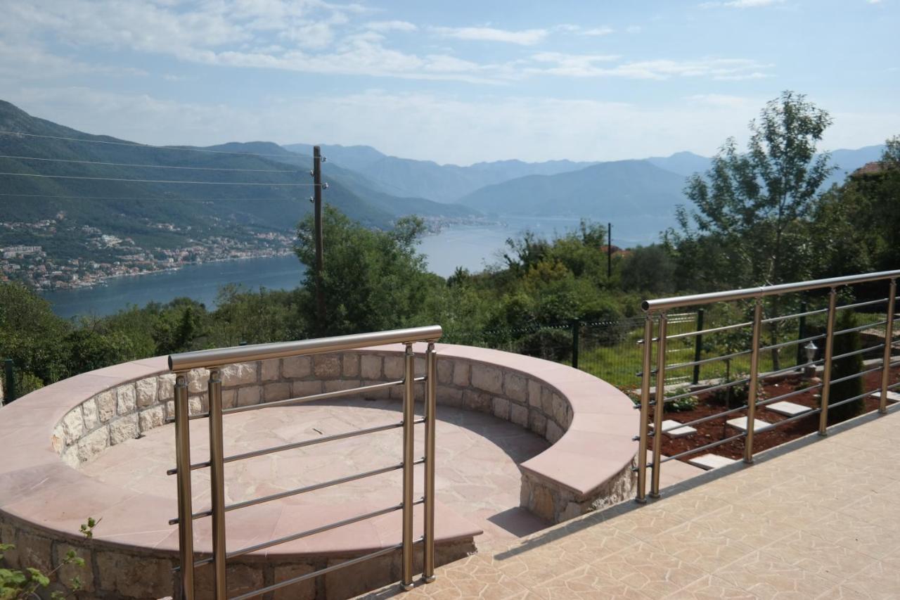 Apartments Mitrovic Luštica Exterior photo