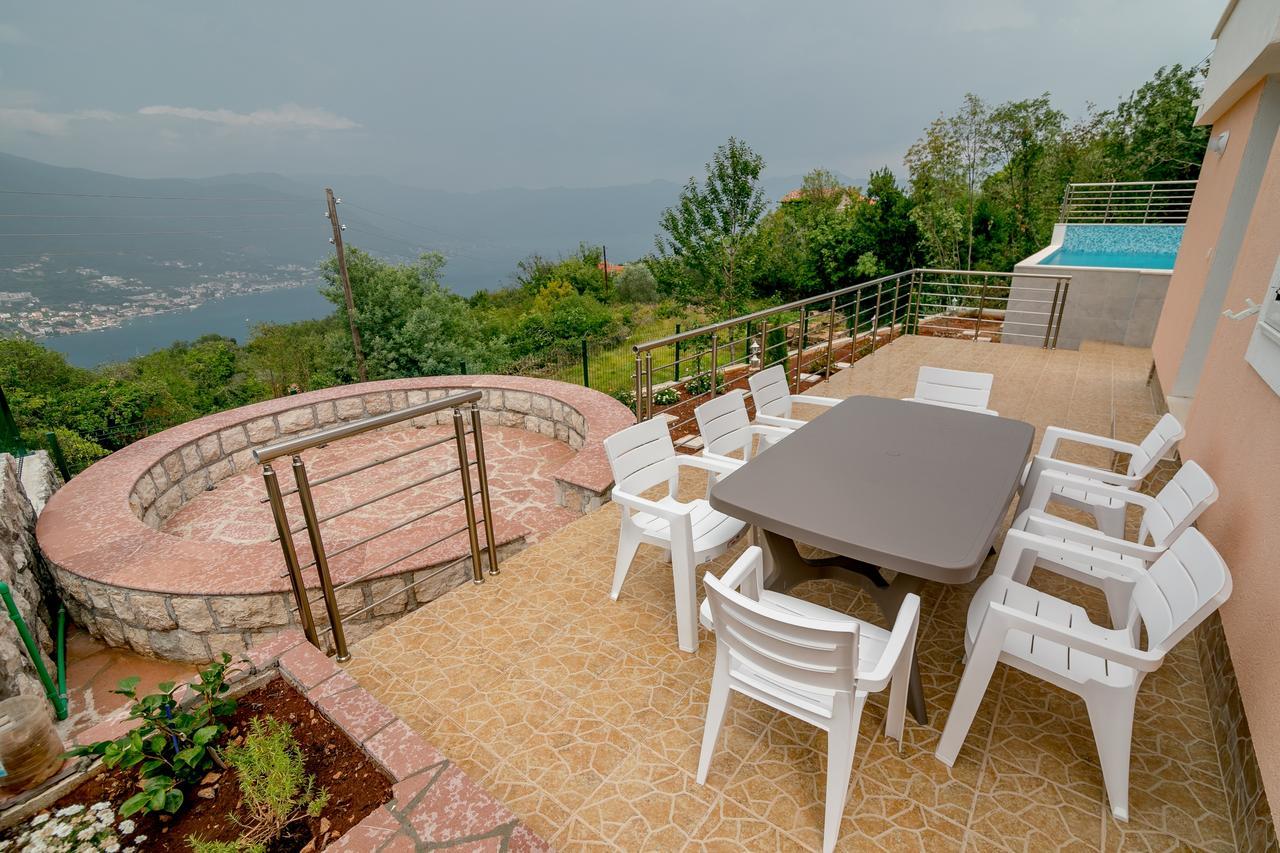 Apartments Mitrovic Luštica Exterior photo
