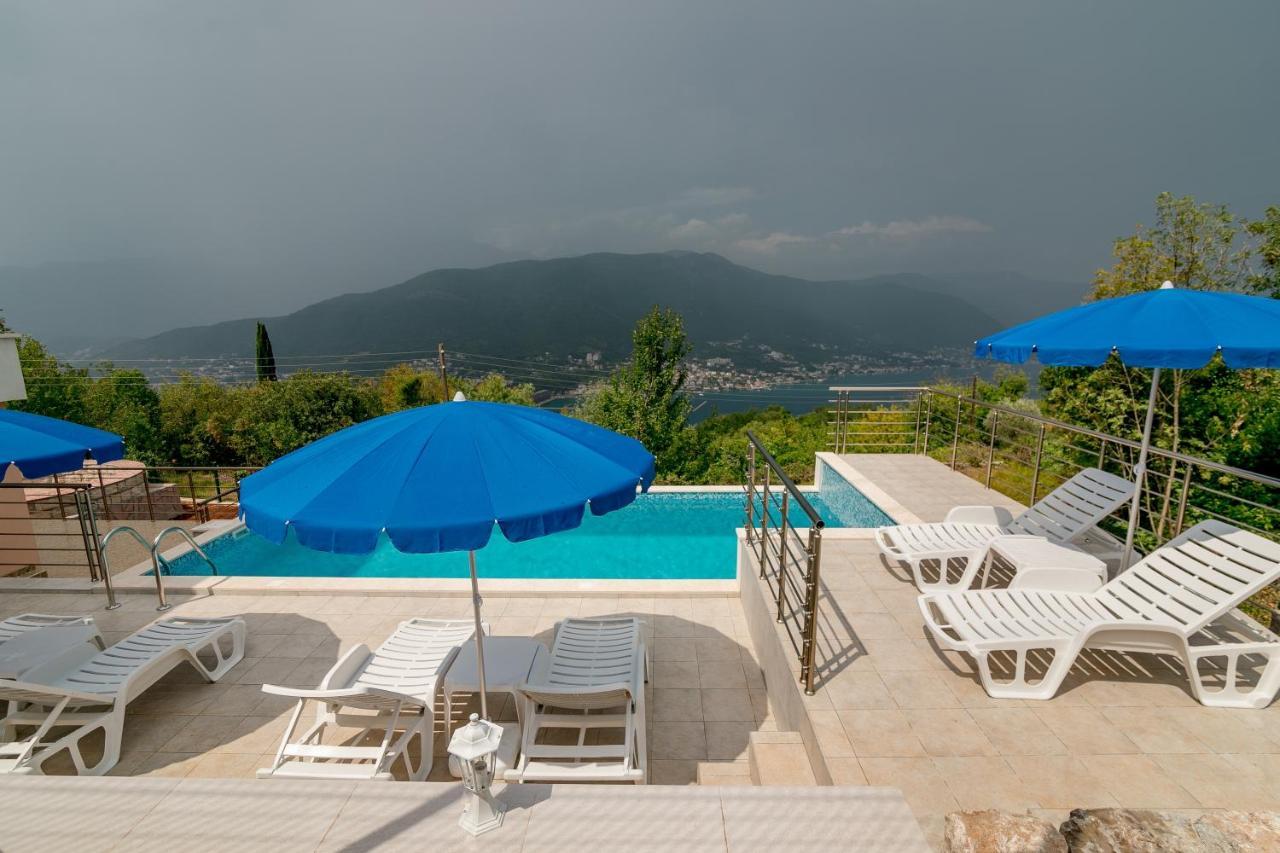 Apartments Mitrovic Luštica Exterior photo