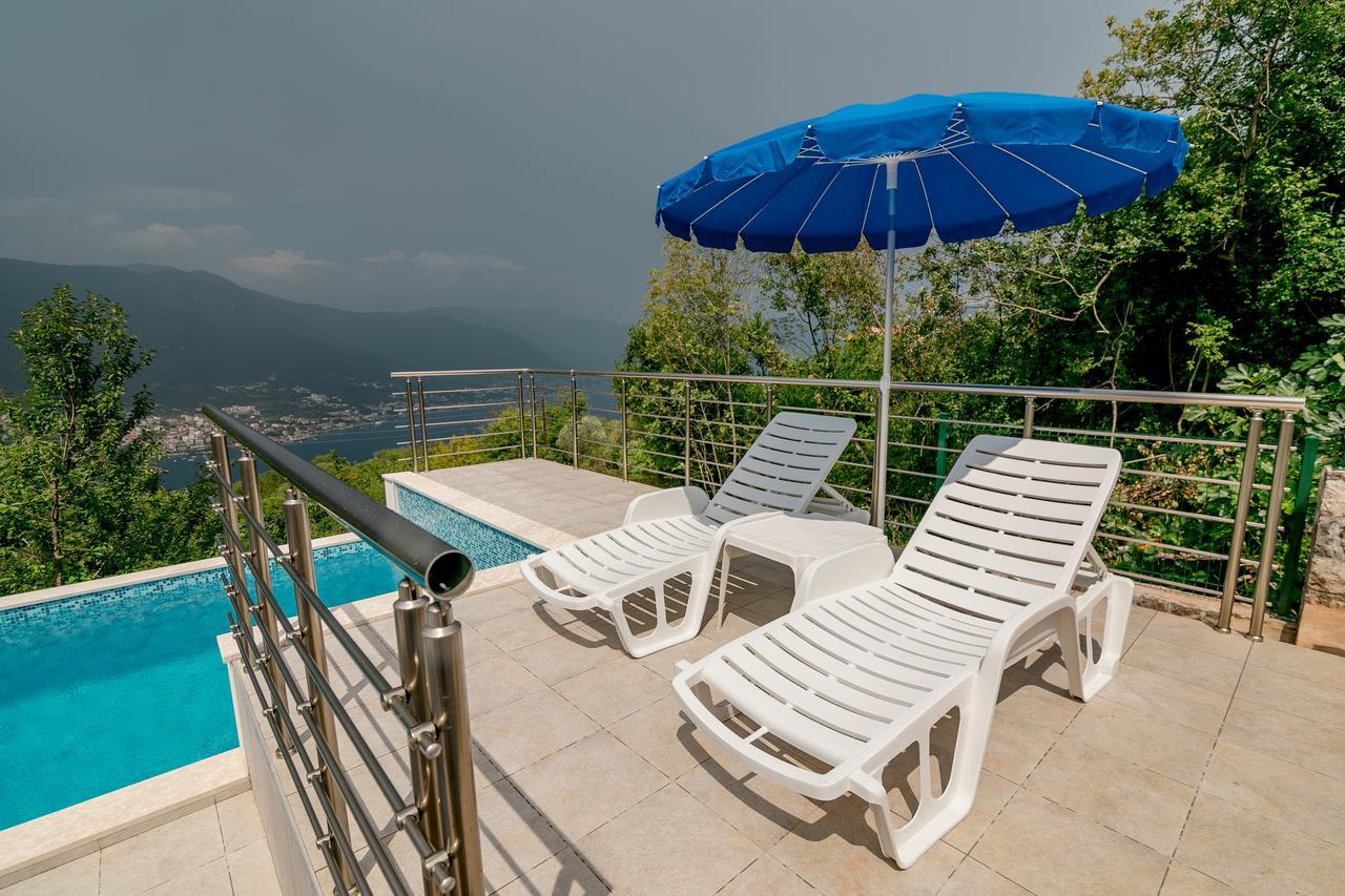 Apartments Mitrovic Luštica Exterior photo